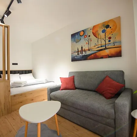 Апартаменты Corner Urban - Near Center & Bus Station *